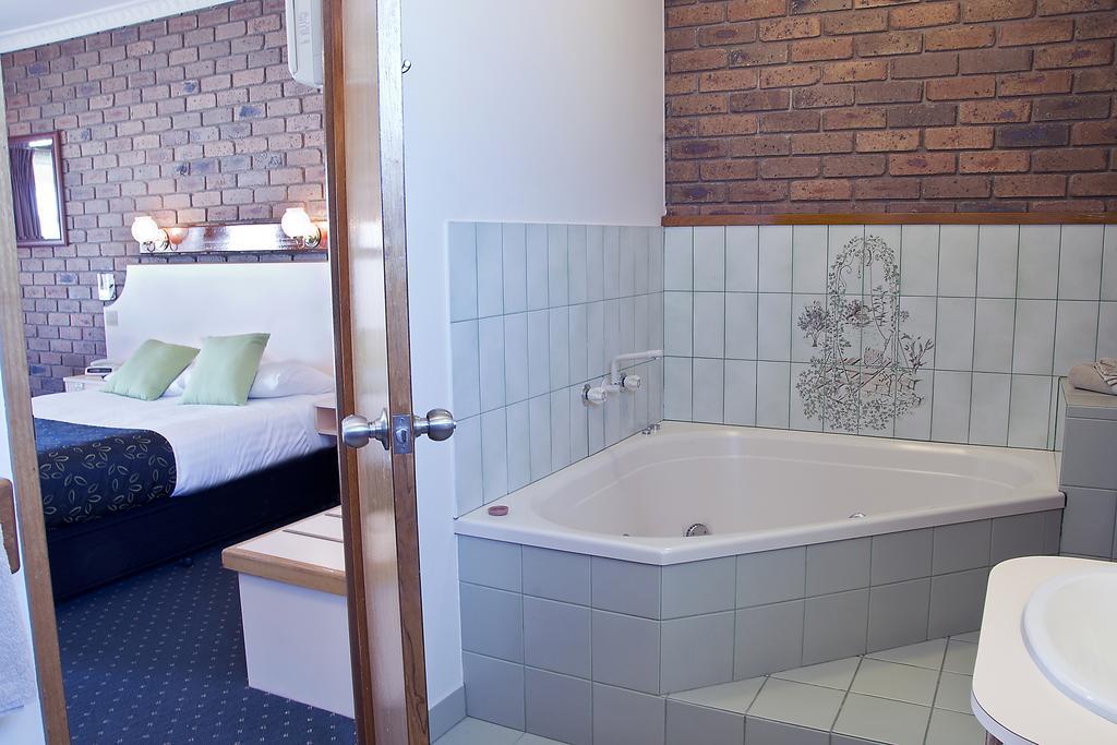 Travellers Rest Motor Inn Суон-Хилл Номер фото