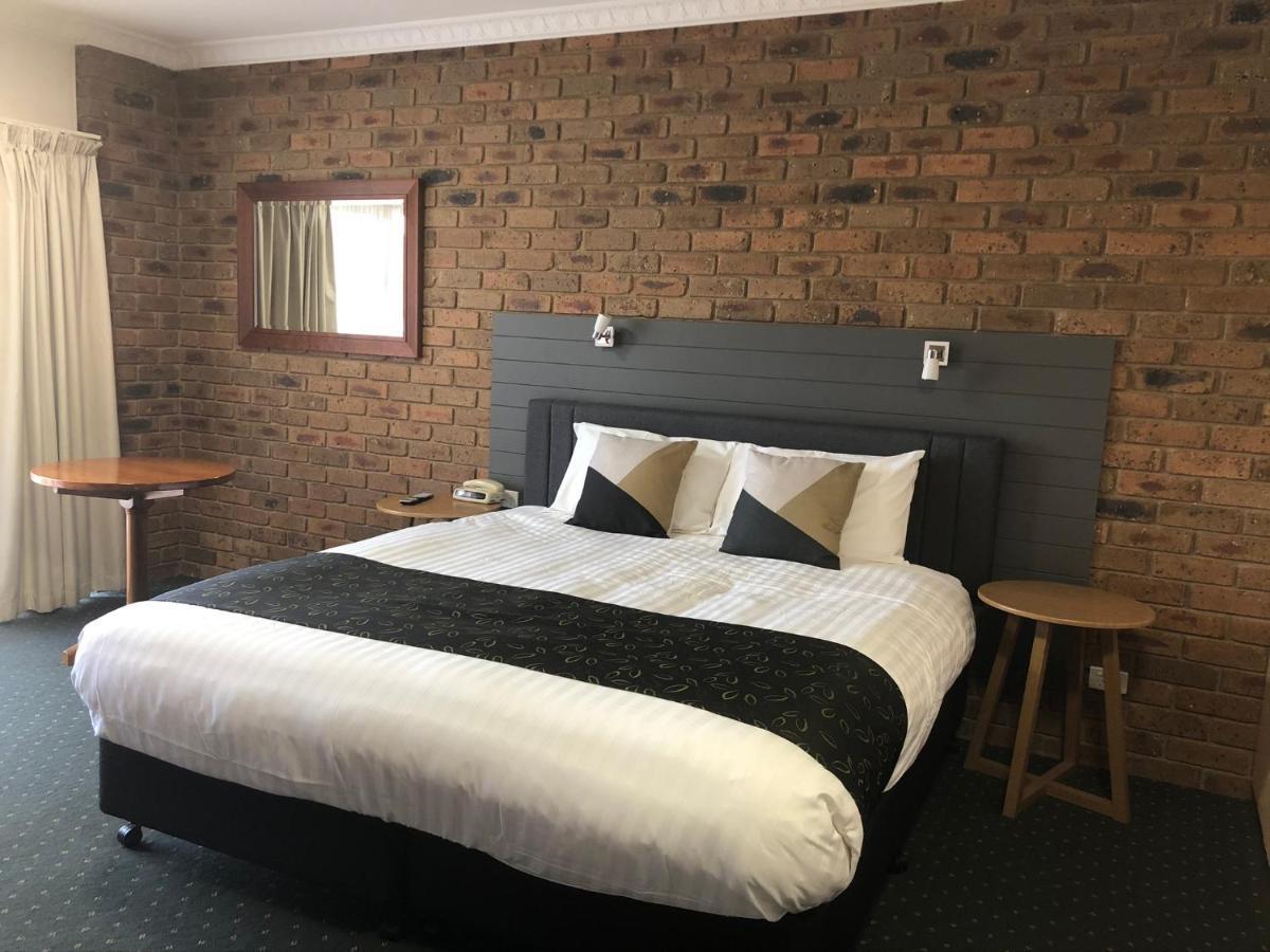 Travellers Rest Motor Inn Суон-Хилл Экстерьер фото